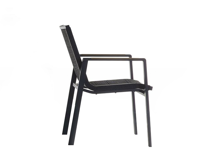 SILLA DE EXTERIOR NOFI 3.0 CON REPOSABRAZOS COLOR NEGRO