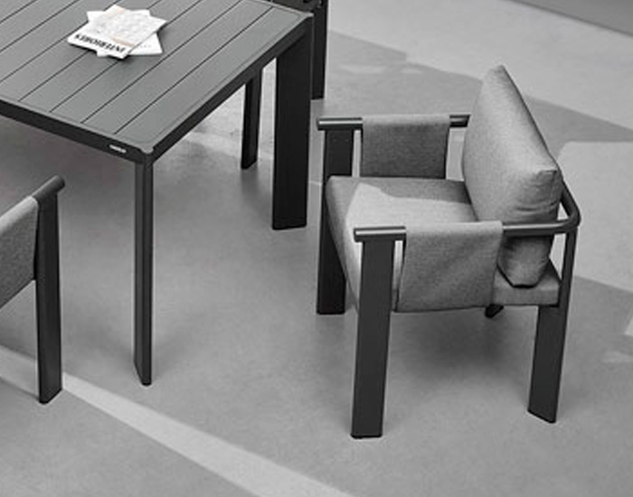 SET LIGO COLOR NEGRO CON MESA Y SILLAS (6 PIEZAS)